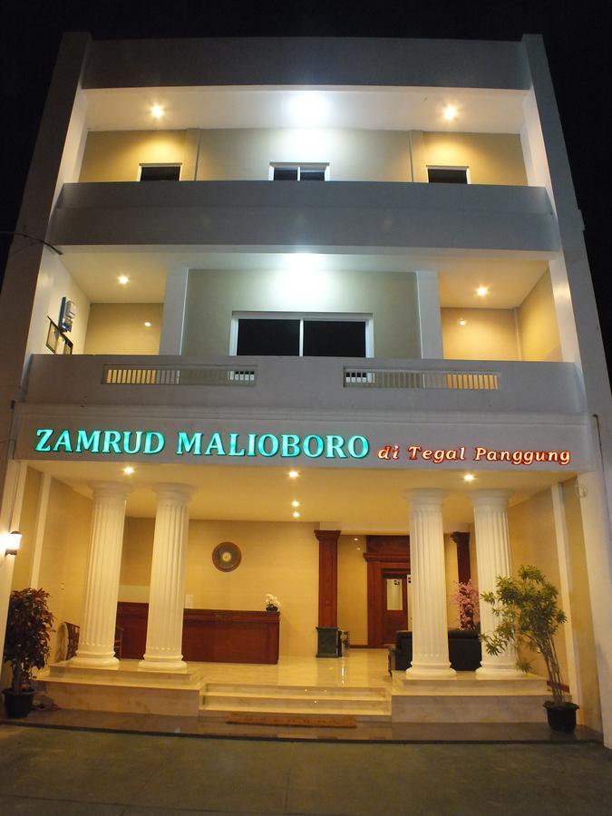 מלון יוגיאקרטה Zamrud Malioboro מראה חיצוני תמונה